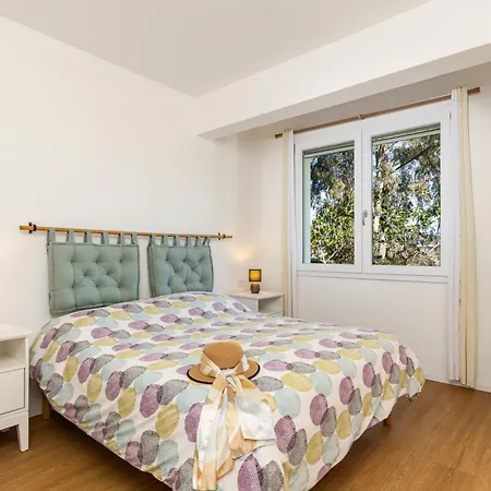 With Private Veranda 1 Km From Porto Frailis Beach, أرباتاكْسْ