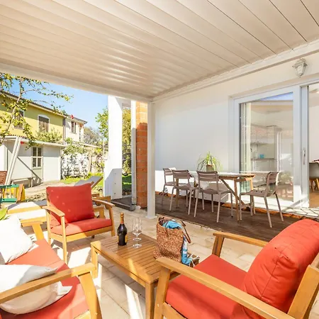 شقة With Private Veranda 1 Km From Porto Frailis Beach,